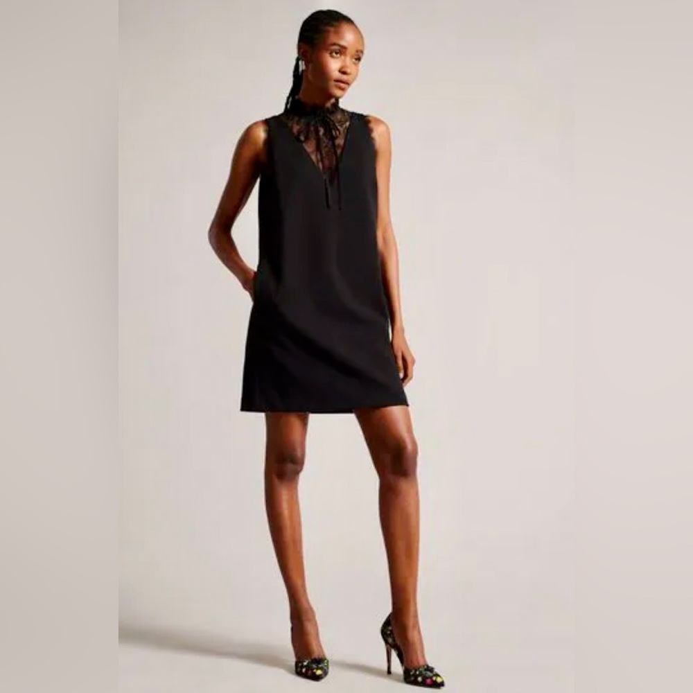 Ted Baker - NWT |Chharis Shift Sleeveless Stretch Dress | US 6/Ted 2 | Black